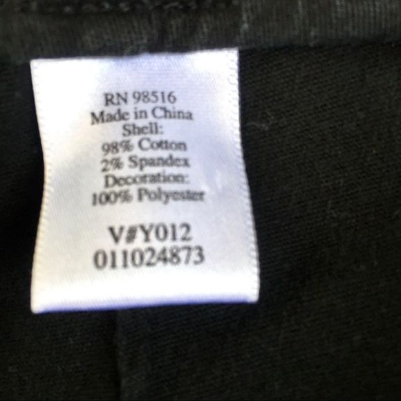 Coldwater Creek Beach Ball Umbrella Black Capris - Picture 3 of 6